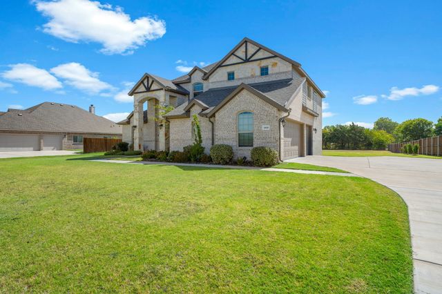 360 Crystal Lake Lane, Red Oak, TX 75154