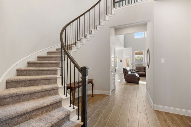 360 Crystal Lake Lane, Red Oak, TX 75154