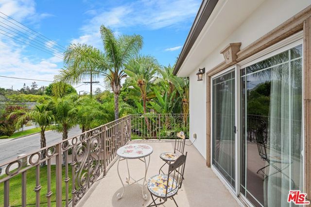 5419 Tampa Avenue, Tarzana, CA 91356