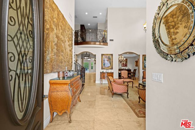 5419 Tampa Avenue, Tarzana, CA 91356
