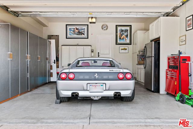 5419 Tampa Avenue, Tarzana, CA 91356