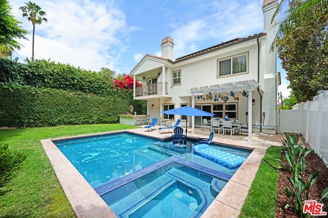 5419 Tampa Avenue, Tarzana, CA 91356
