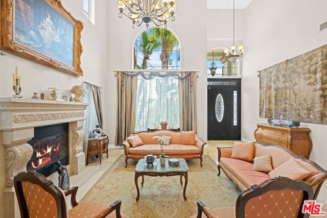 5419 Tampa Avenue, Tarzana, CA 91356