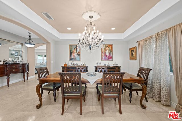 5419 Tampa Avenue, Tarzana, CA 91356