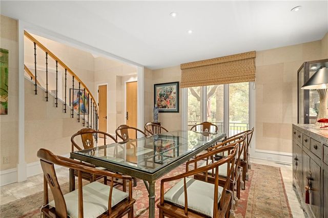 61 Le Mans Court, Prairie Village, KS 66208