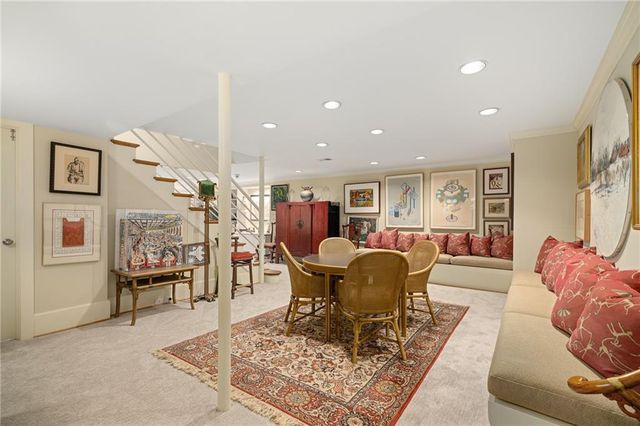 61 Le Mans Court, Prairie Village, KS 66208