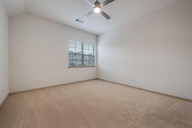 512 Parkside Drive, Argyle, TX 76226