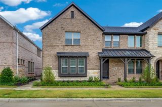 512 Parkside Drive, Argyle, TX 76226