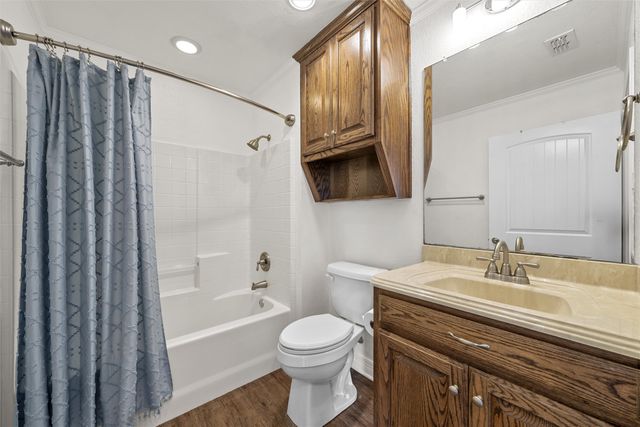 488 Hawkins Court, Robinson, TX 76706