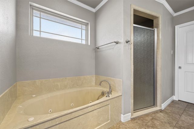 488 Hawkins Court, Robinson, TX 76706