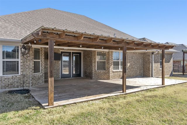 488 Hawkins Court, Robinson, TX 76706