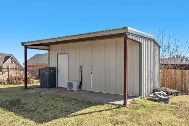 488 Hawkins Court, Robinson, TX 76706