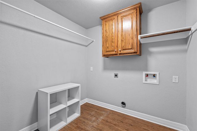 488 Hawkins Court, Robinson, TX 76706