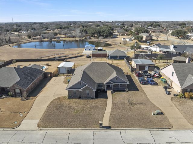 488 Hawkins Court, Robinson, TX 76706