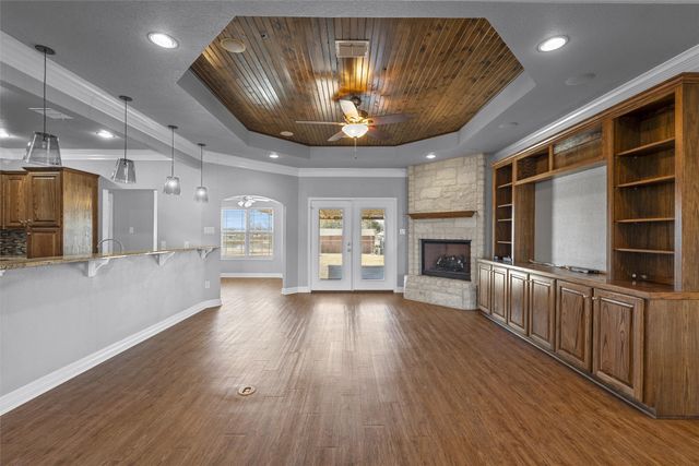 488 Hawkins Court, Robinson, TX 76706