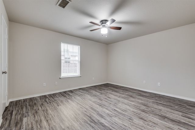 321 Queens Court S B, Mansfield, TX 76063