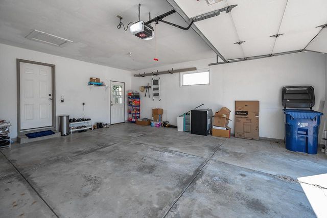 8319 S Woodridge DRIVE, Oak Creek, WI 53154