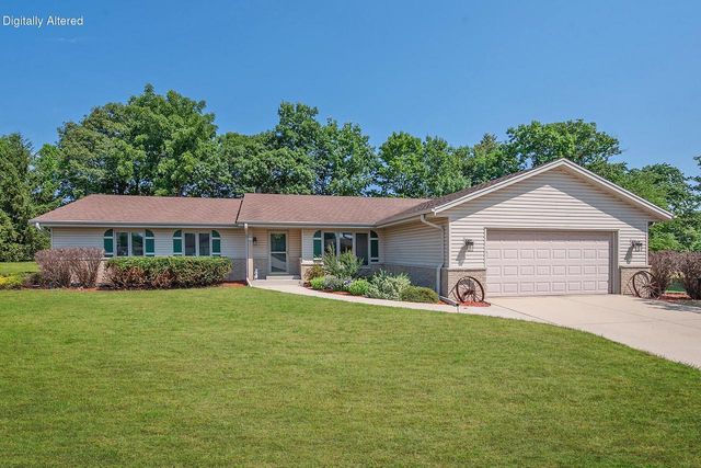 8319 S Woodridge DRIVE, Oak Creek, WI 53154