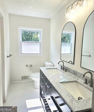 125 Heritage Circle, Mcdonough, GA 30253
