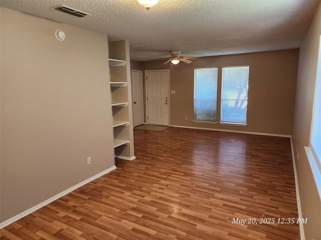 429 SW Thomas Street A, Burleson, TX 76028