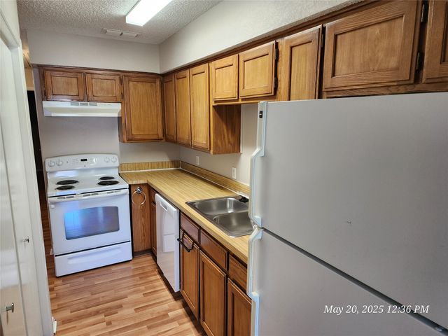 429 SW Thomas Street A, Burleson, TX 76028