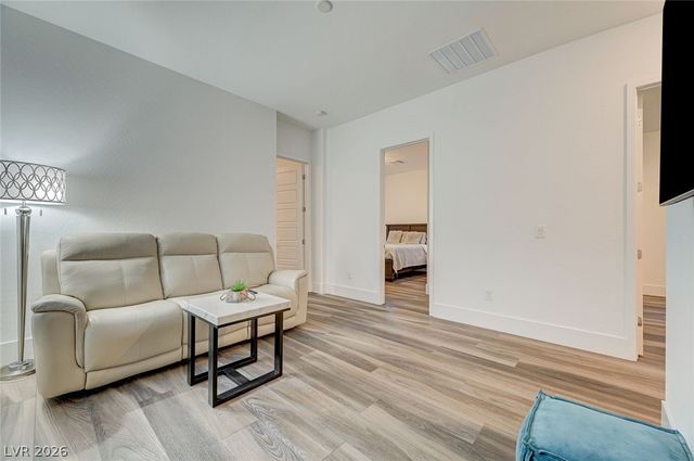 11282 Roman Helmet Street, Las Vegas, NV 89141