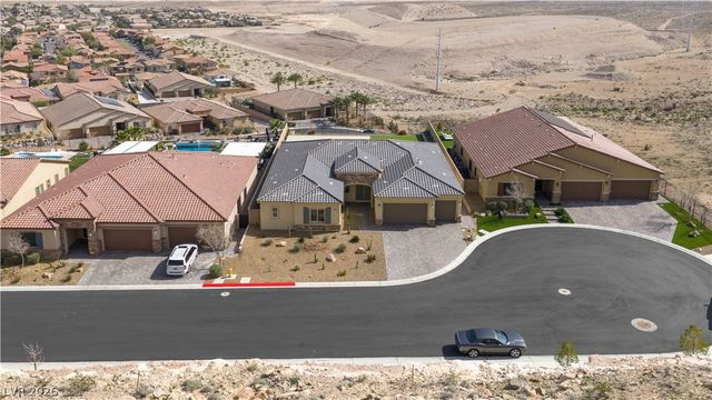 11282 Roman Helmet Street, Las Vegas, NV 89141