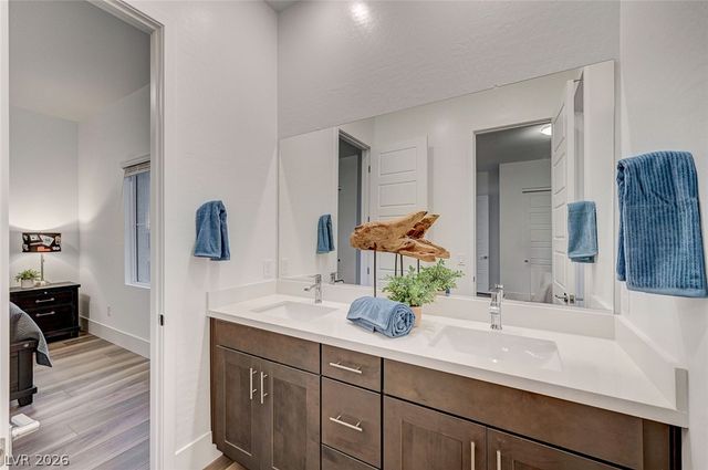 11282 Roman Helmet Street, Las Vegas, NV 89141