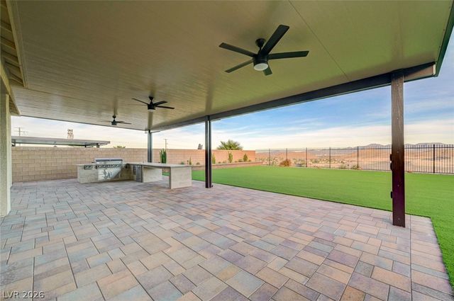 11282 Roman Helmet Street, Las Vegas, NV 89141