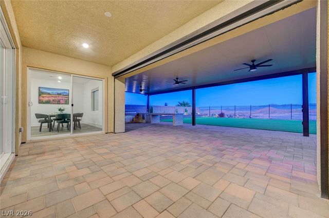 11282 Roman Helmet Street, Las Vegas, NV 89141