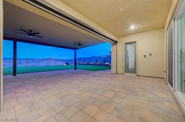 11282 Roman Helmet Street, Las Vegas, NV 89141