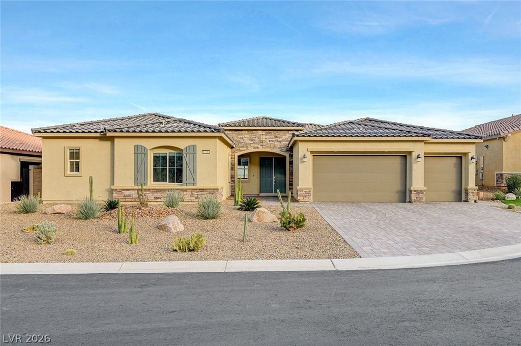 11282 Roman Helmet Street, Las Vegas, NV 89141
