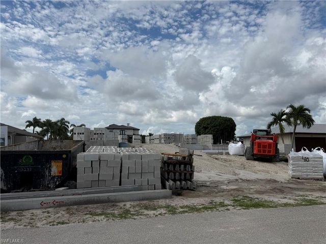 139 SW 53rd ST, Cape Coral, FL 33914