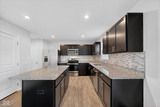 40 N Fairfield Drive, Danville, IN 46122
