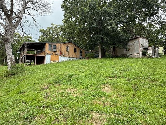 28731 Fir Drive, Warsaw, MO 65355