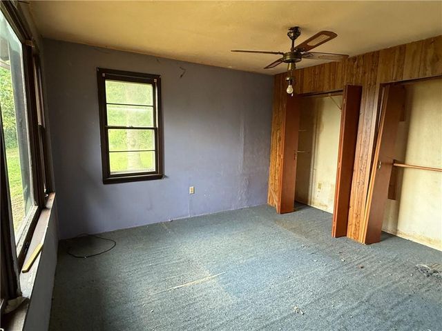 28731 Fir Drive, Warsaw, MO 65355
