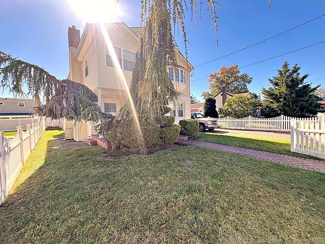 4 Brooks Avenue, Roosevelt, NY 11575