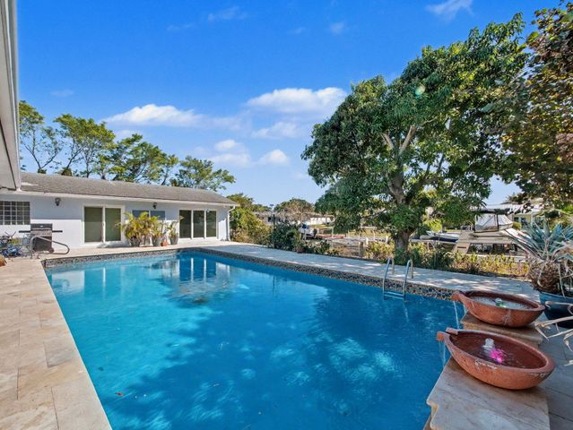 618 Riverside Road, North Palm Beach, FL 33408