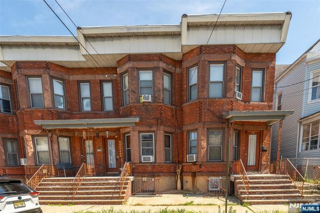 149 Howe Avenue, Passaic, NJ 07055