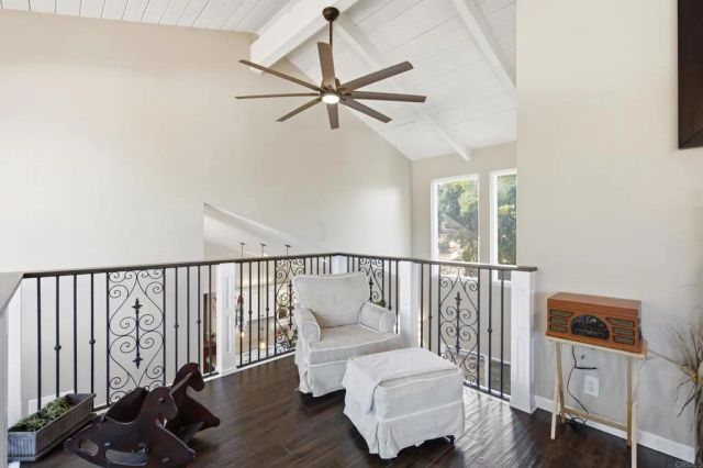 10510 Grandview Drive, La Mesa, CA 91941
