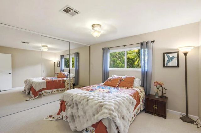 10510 Grandview Drive, La Mesa, CA 91941