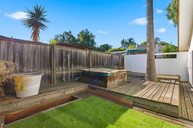 10510 Grandview Drive, La Mesa, CA 91941