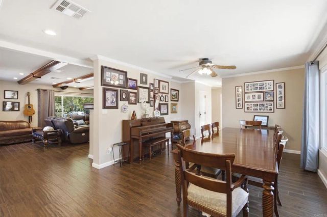 10510 Grandview Drive, La Mesa, CA 91941