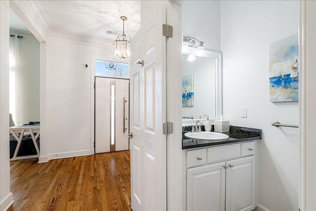 965 VILLAGE OAK CV, Memphis, TN 38120