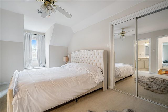 965 VILLAGE OAK CV, Memphis, TN 38120