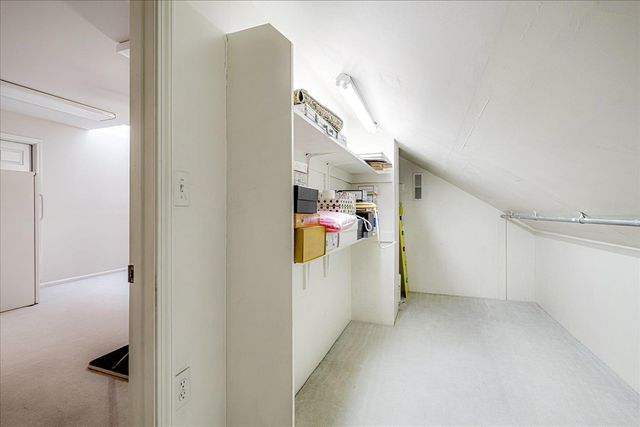 965 VILLAGE OAK CV, Memphis, TN 38120