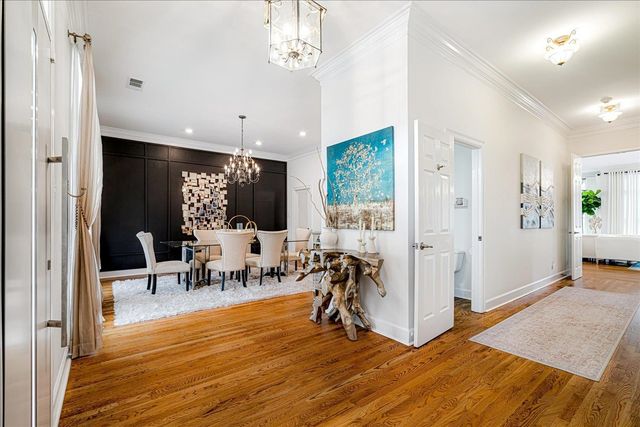 965 VILLAGE OAK CV, Memphis, TN 38120