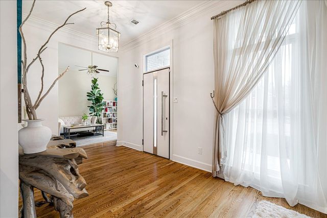 965 VILLAGE OAK CV, Memphis, TN 38120