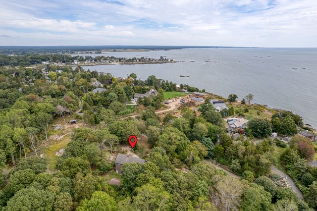 150 West Lane, Guilford, CT 06437