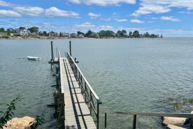 150 West Lane, Guilford, CT 06437